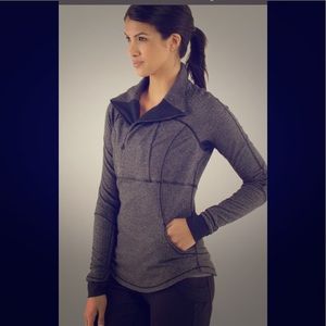 LULULEMON Herringbone Base Runner Top Small